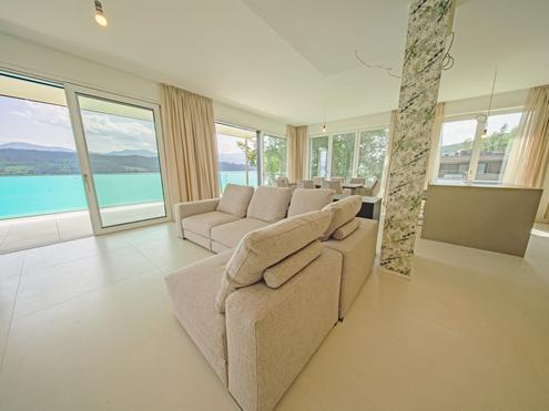 Grozgige Luxuswohnung mit privatem Seezugang am Wrthersee