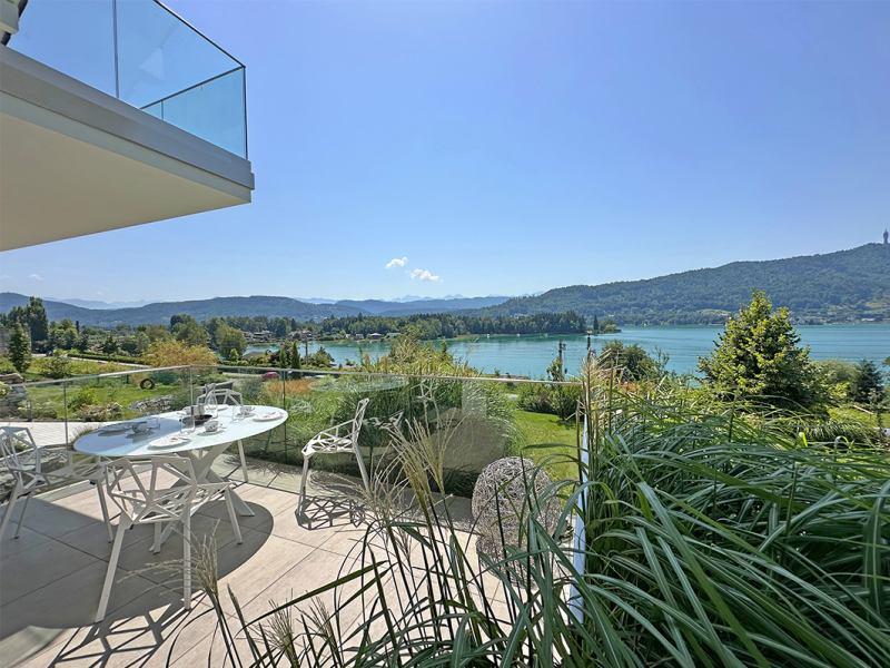 Seeblick Villa West