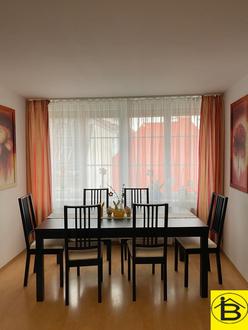 15380 Auergewhnliche Innenstadtlage, neu renoviert, 5 Minuten zum Bahnhof, Altbau, Lift!