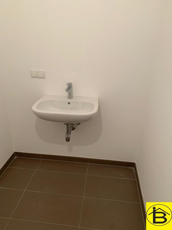 8f132874-52e3-4406-b