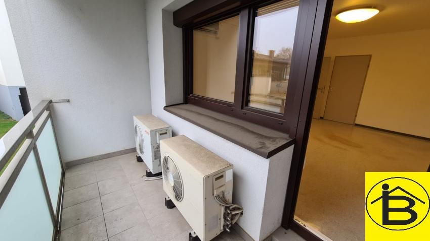 7421fb75-2185-4012-b