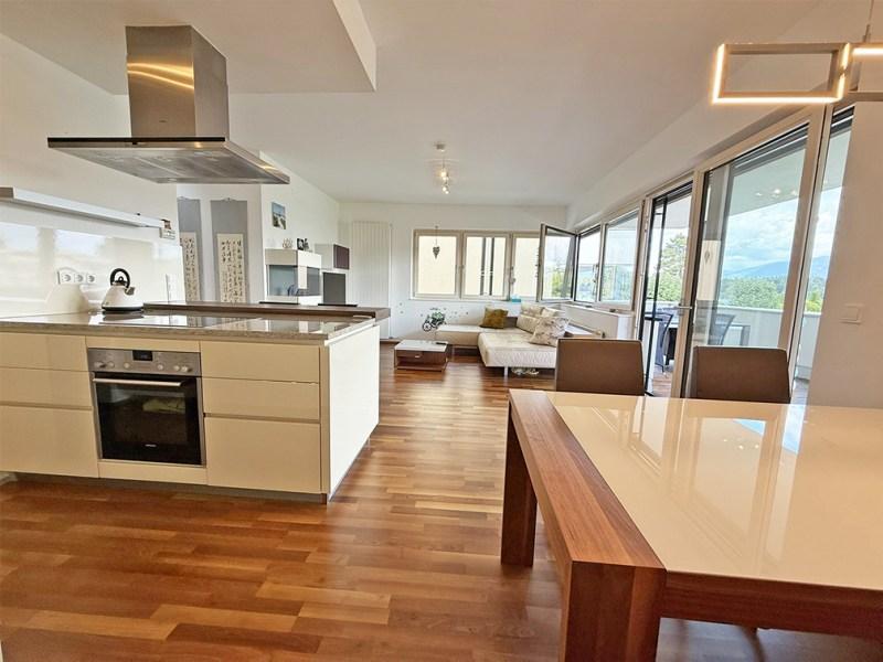 Wohn-Ess-Kochbereich