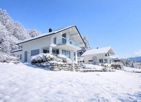 Faszinierende Seeblick-Villa am W�rthersee