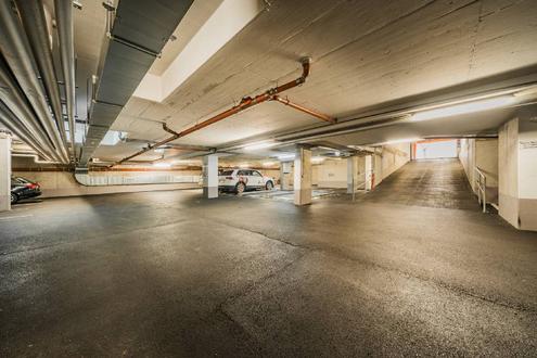 Garagenstellplatz beim Mortarapark