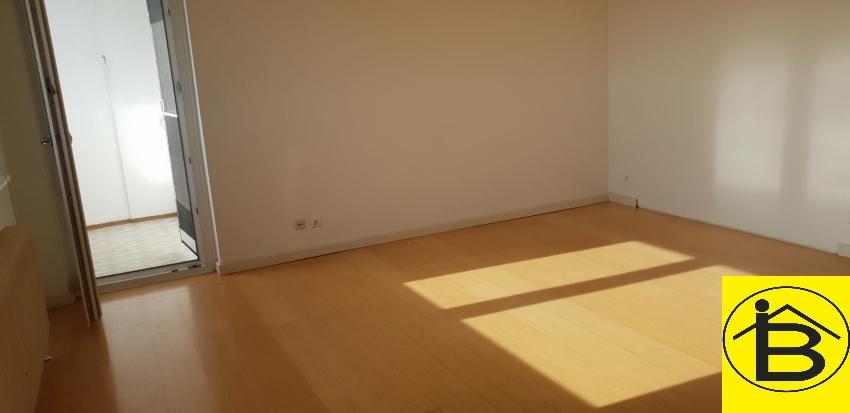 22b94dee-2f79-439e-a