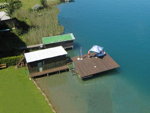 Traumhatfer Seegrund am W�rthersee - mit Bootshaus 