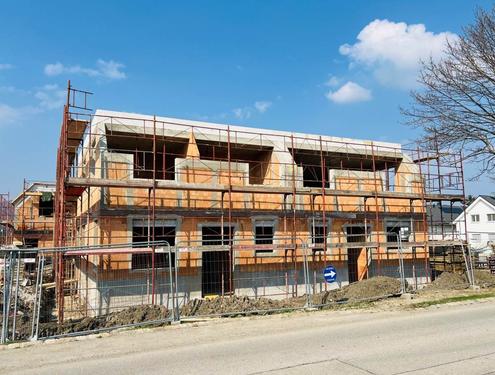 ++ MODERNE DOPPELHAUSH�LFTE ++ in Guntramsdorf