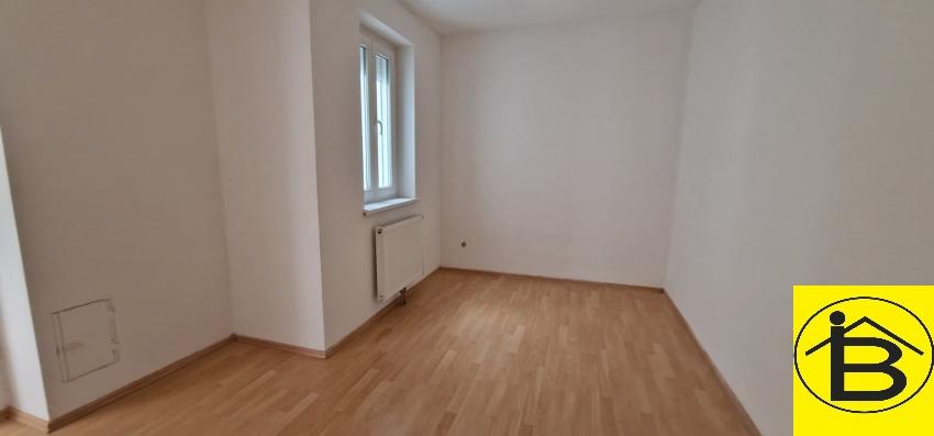 6b876133-1bb8-40ba-9