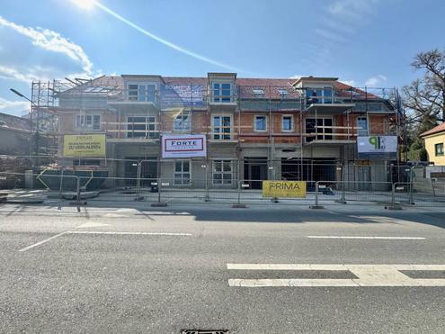 ++ NEU ++ DREI ZIMMER mit sonnigem BALKON