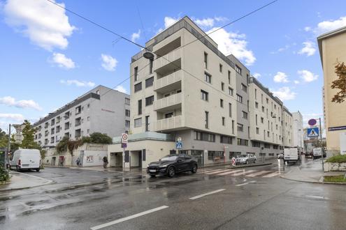 ++ CARLBERGERGASSE ++ VIER Zimmer mit gro�er TERRASSE