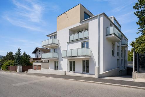 ++ NEU ++ ZWEI Zimmer mit BALKON & LICHT ++ Modern Leben