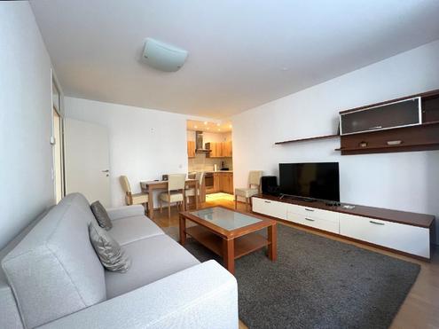 M�blierte 3-Zimmer Wohnung mit Parkgarage
