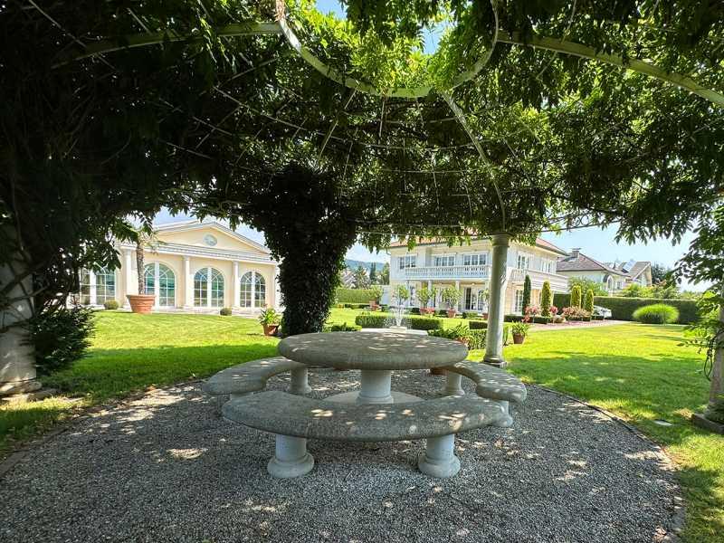 Rosenpavillon