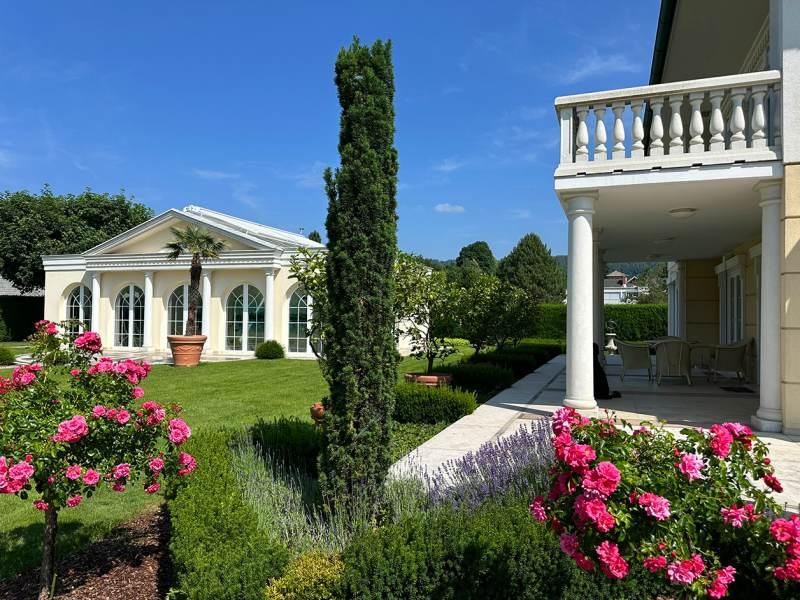 Rosen home