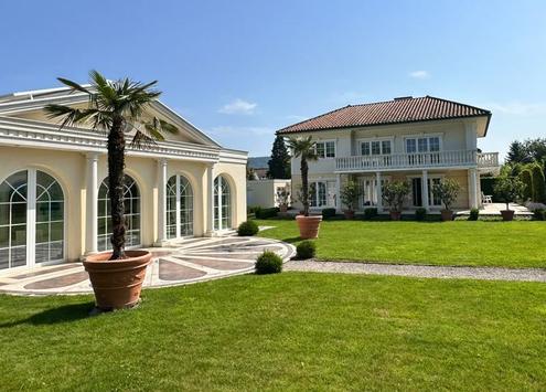 Au�ergew�hnliche VILLA  in Velden am W�rthersee 