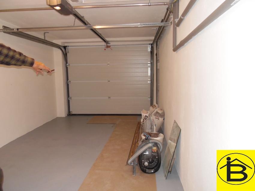 9_Garage 1