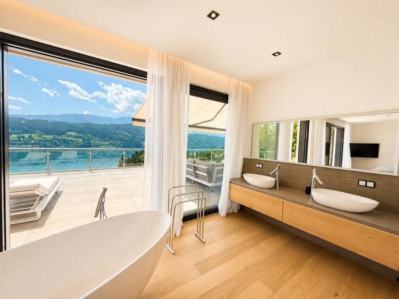 Badezimmer Seeblick