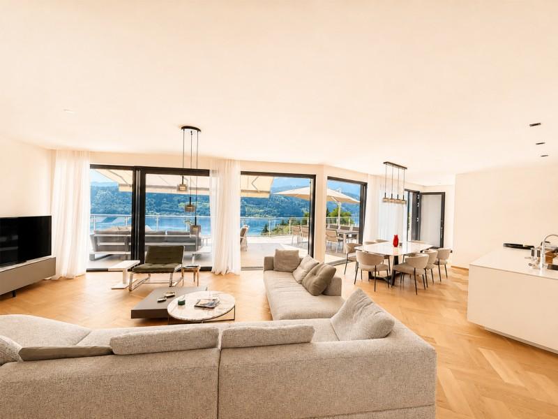 Seeblick Wohnzimmer