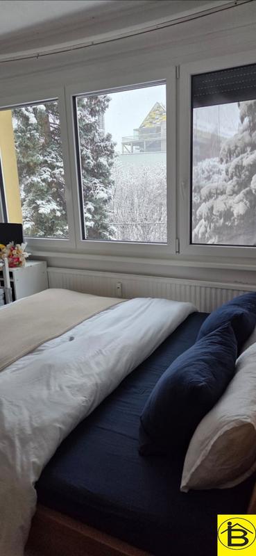 Schlafzimmer mit Bli