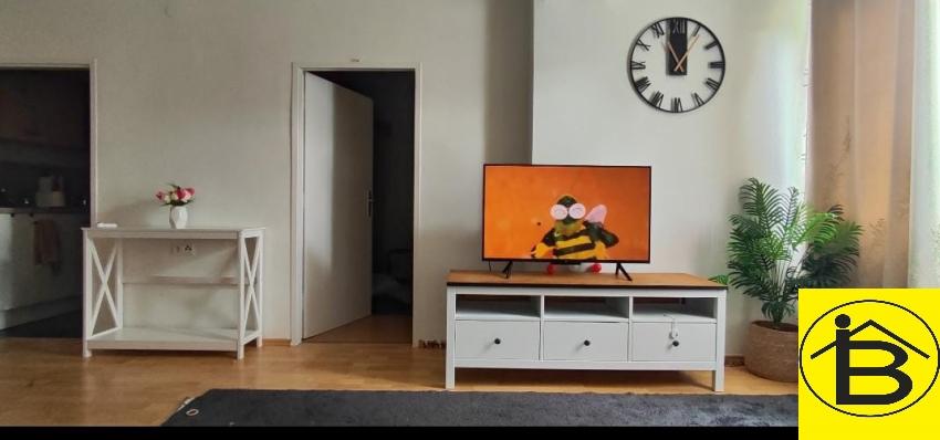Wohnzimmer Bild 2