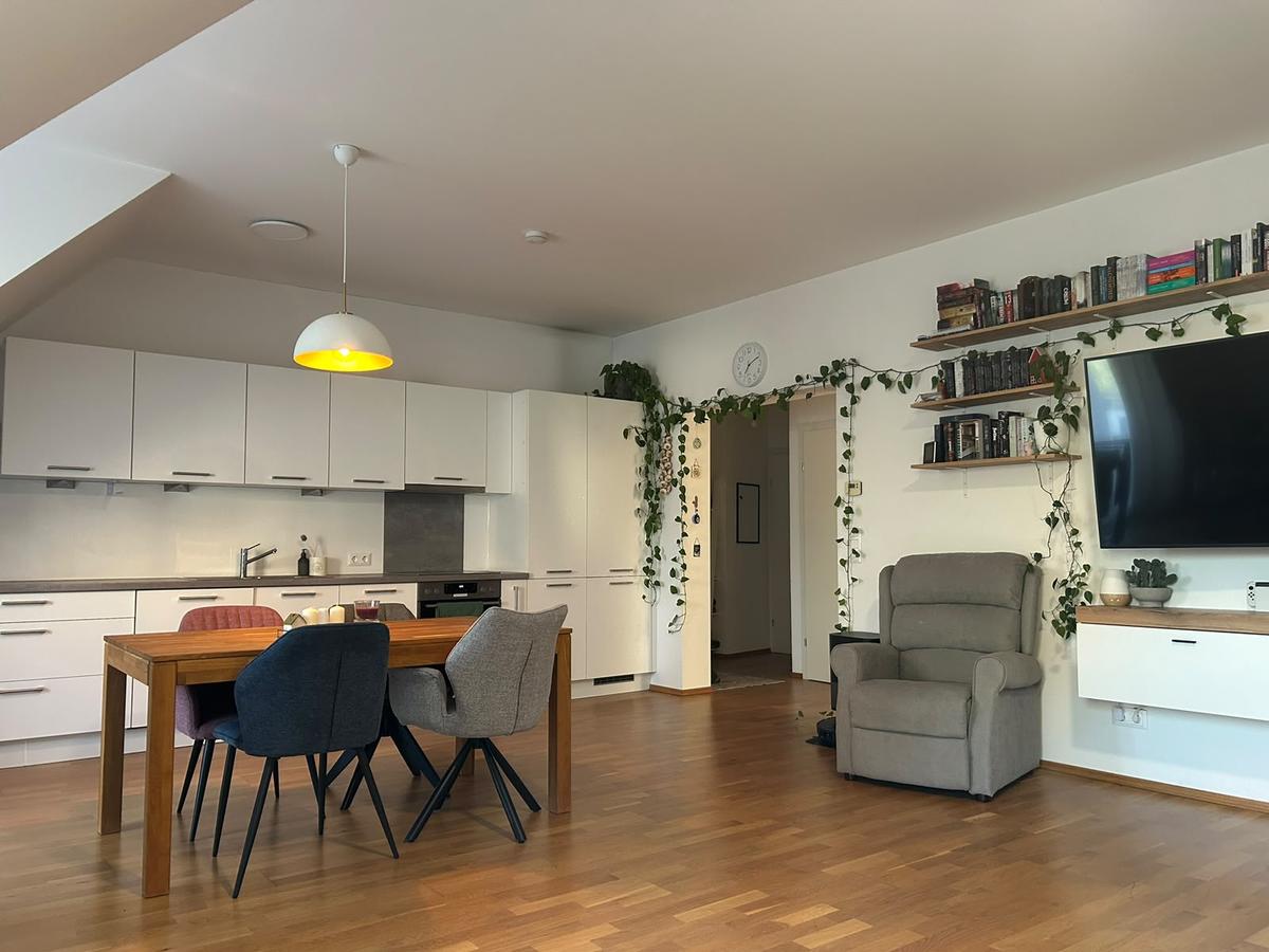K�che + Esszimmer