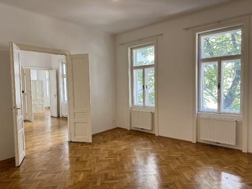 Charmante 2-Zimmer-Altbauwohnung in zentraler Lage des 9. Bezirks