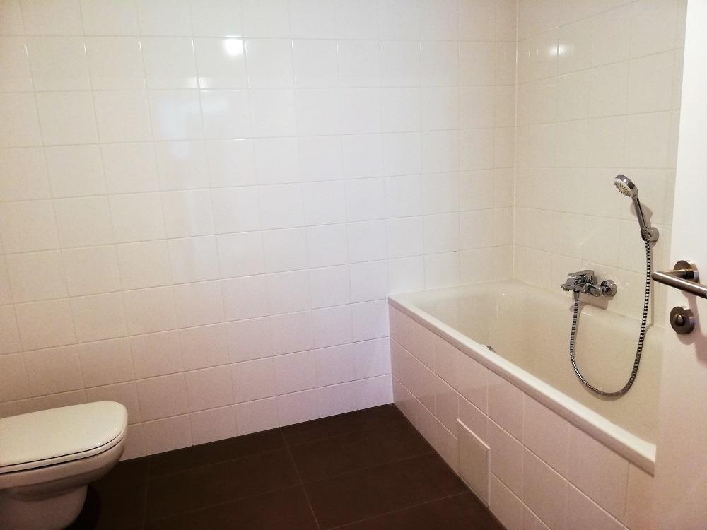 T19 Badezimmer verfl