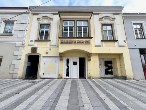 ZENTRUM Wr. Neustadt ++ Gesch�ftslokal & Wohnungen als INVESTMENT