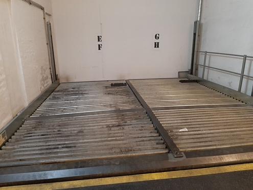Zwei Garagenstellpl�tze zu vermieten