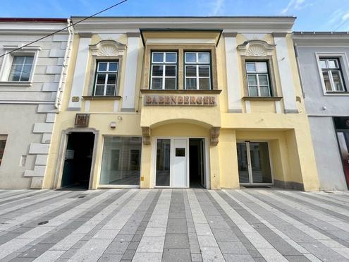++ ZENTRUM Wr. Neustadt ++ Gesch�ftslokal & Wohnungen als INVESTMENT