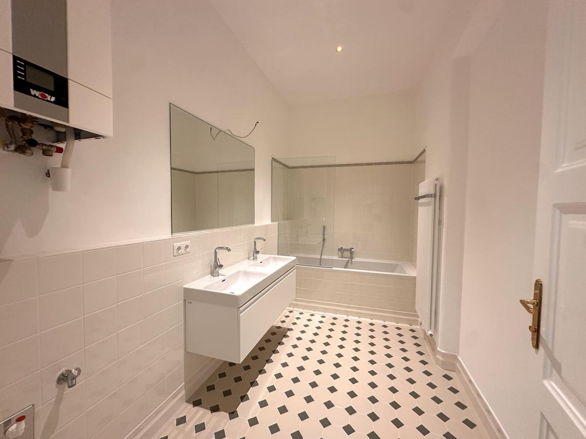 Badezimmer1-1