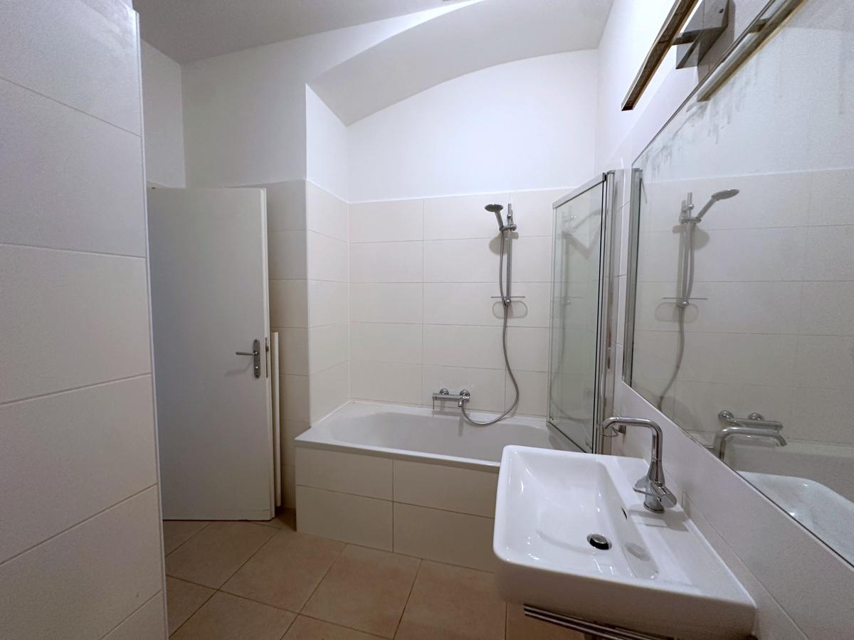 Badezimmer1-1