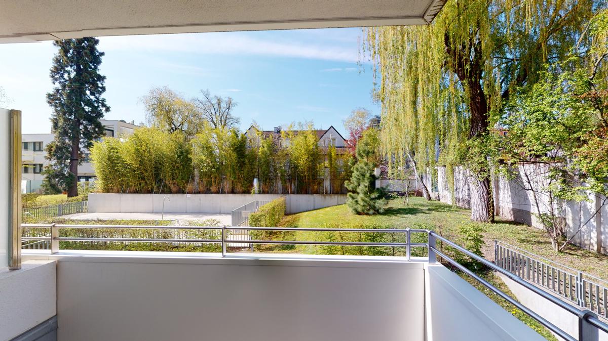 Grunes-Wohnen-Nahe-Potzleinsdorfer-Schlosspark-04262021_1651