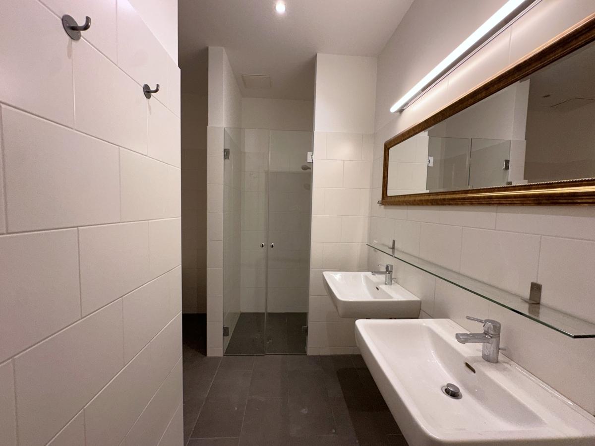 Badezimmer1-2