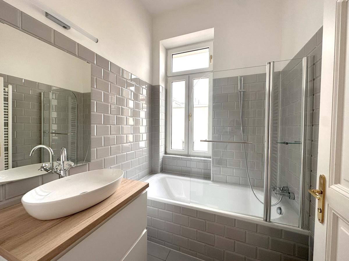 Badezimmer1-1
