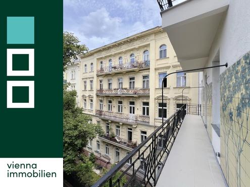 ERSTBEZUG I 5-Zimmer-Altbauwohnung mit Balkon und Parkblick