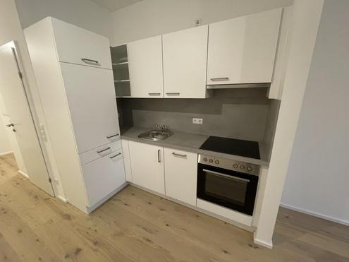 Helle 2-Zimmer-Wohnung im 3. Liftstock N�he U4 Unter St. Veit!