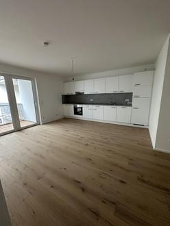 Klimatisierte 2-Zimmer-Wohnung in ruhigen Innenhofgeb�ude in unmittelbarer N�he zur U4 Unter St. Veit