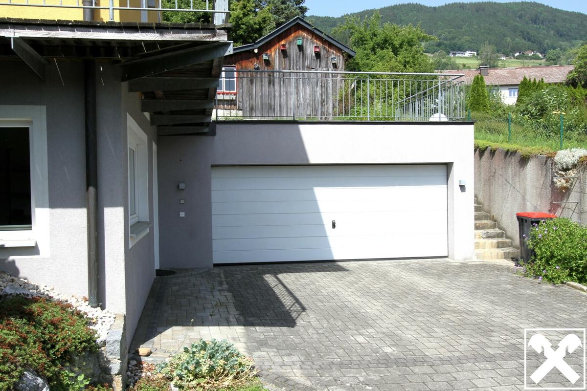 Vorplatz_ Stellpltze
