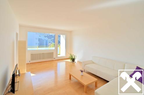 Sonnige Dreizimmerwohnung Nähe U1 Aderklaaer Straße