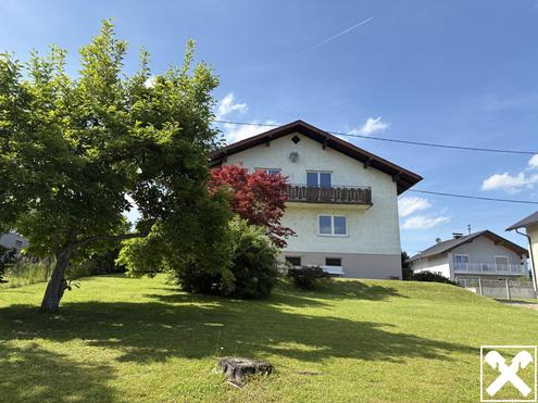 Einfamilienhaus mit schnem Ausblick und Potenzial