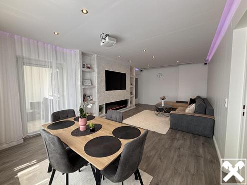 Familienhit:  4 Zimmer Wohnung-saniert-modern-sehr gepflegt