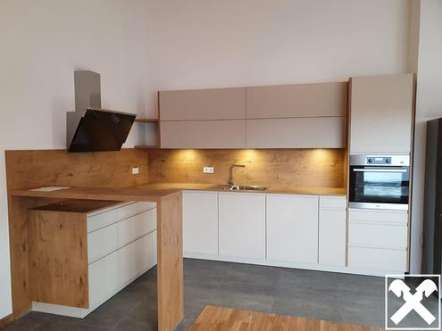 Schne neuwertige 3-Zimmer Wohnung mit groer Dachterrasse !!!