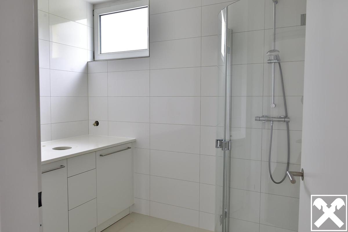 Bad mit Dusche