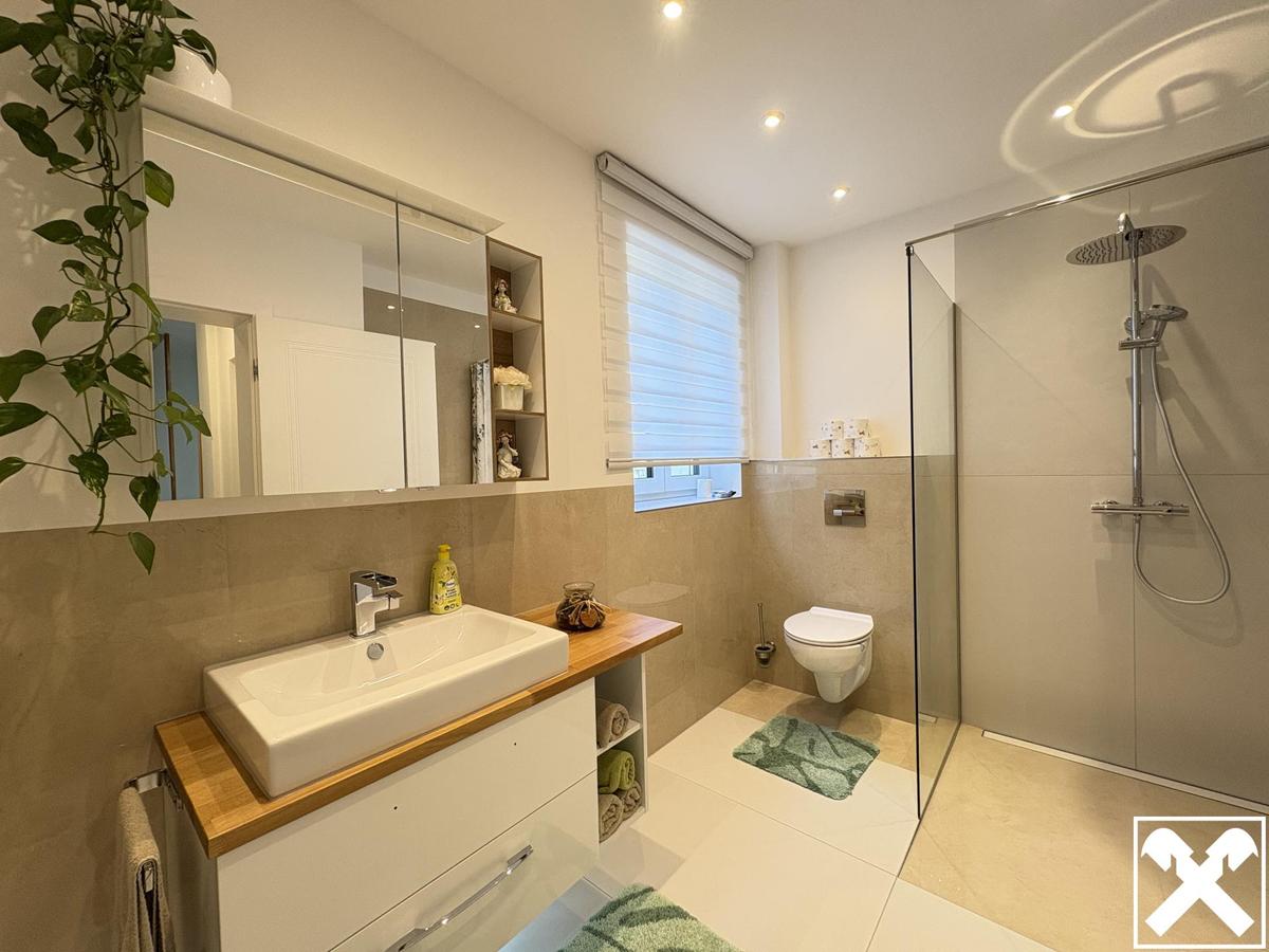 Badezimmer EG