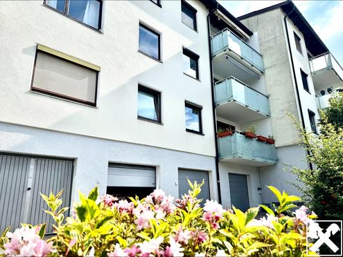 Eigentum am Pstlingberg: Sonnige Wohnung mit Loggia.