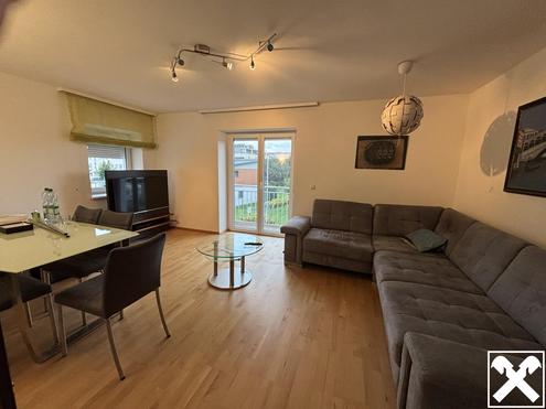 Grozgige Wohnung in ruhiger Lage