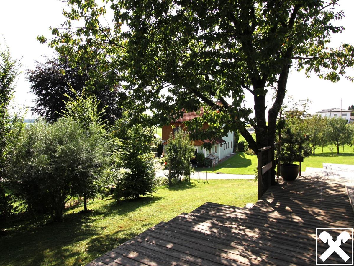 Garten von Sdterrasse (damals noch ohne Gartenzaun)