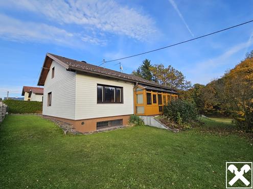 Einfamilienhaus mit grozgigem Garten in Siedlungsrandlage