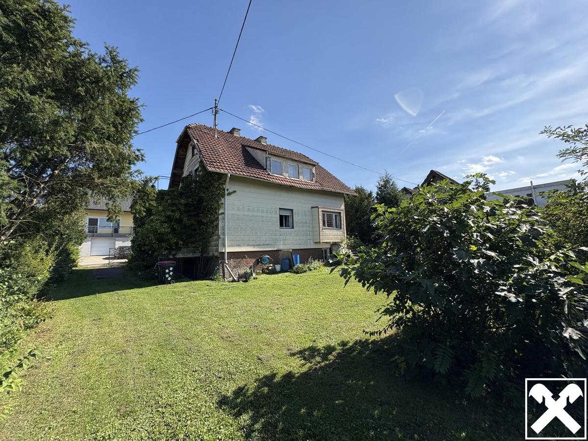 Grundst�ck mit Abbruchhaus